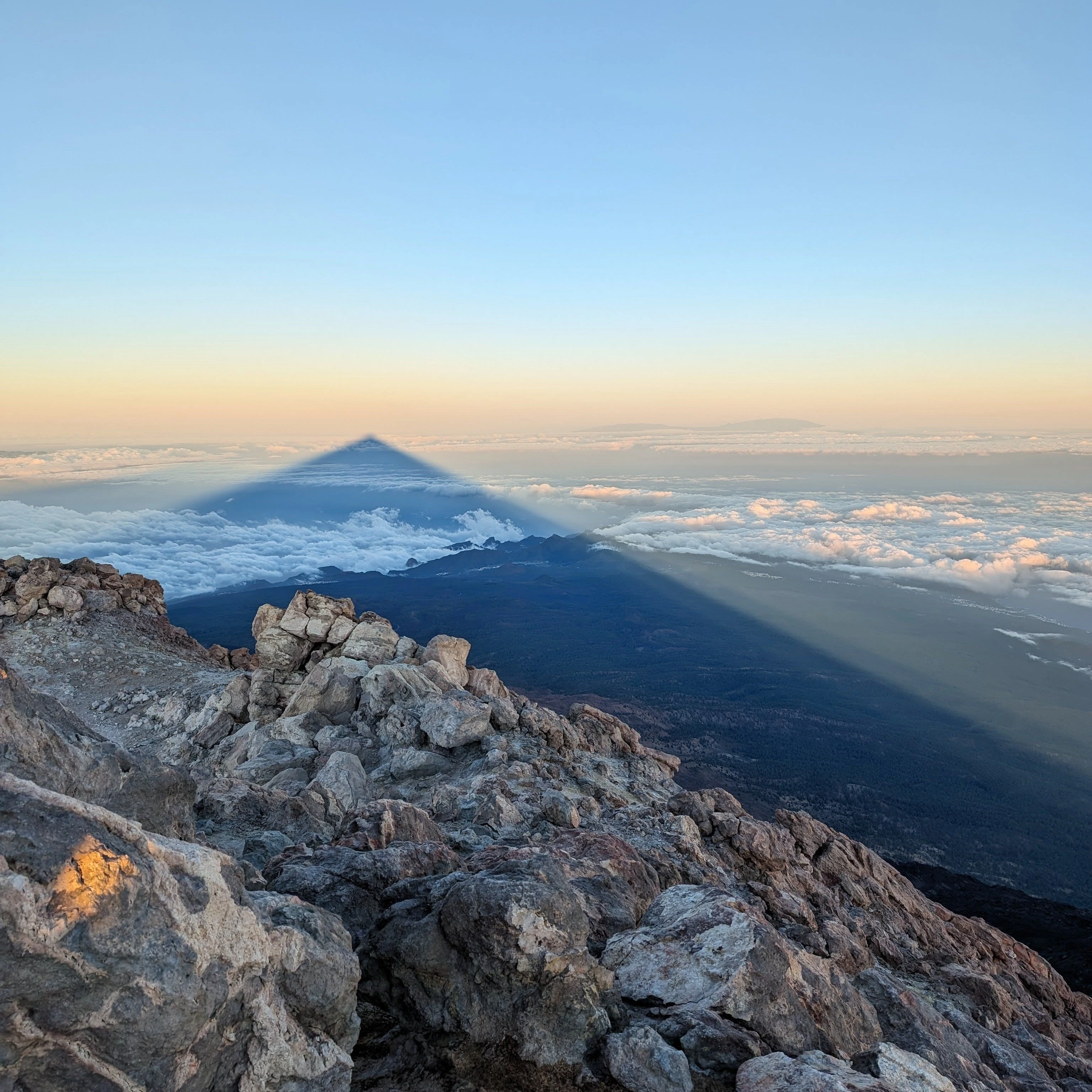 Mount Teide (3,718m) - Route Guide & GPX | Sunrise from Spain's Highest Mountain